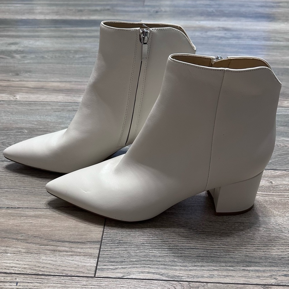 Marc Fisher Jina Heeled Bootie White Never Worn Size 8M